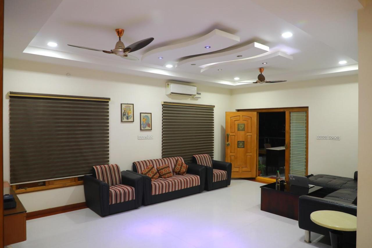 Hill View Paradise - 2Bhk'S & Rooms - A Golden Group Of Premium Home Stays - Tirupati Extérieur photo